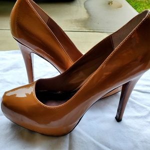 Steve Madden Camel Patented Leather High Heels
